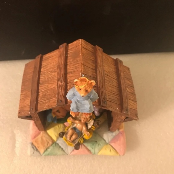 Vintage Nativity set-4 pieces. - Picture 15 of 16